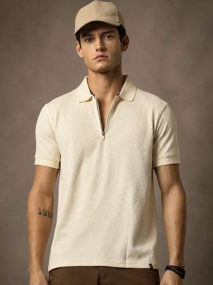 Maniac Men Self Design Cotton T-shirt