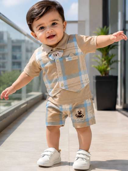 KINDLE Boys T-shirt with
                    Shorts