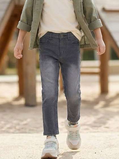 Urbano Juniors Boys Grey
                    Slim Fit Mid-Rise Clean Look Stretchable Jeans