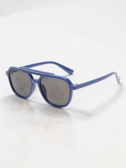 Stoln Unisex Kids Black
                    UV Protected Lens & Blue Wayfarer Sunglasses