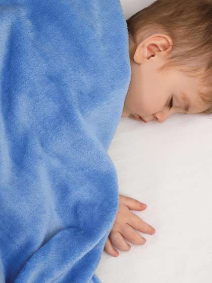 MiArcus Ultra Soft Knitted Light Fur Plush Warm Blanket 1-3 Y - Blue (Single) by Myntra