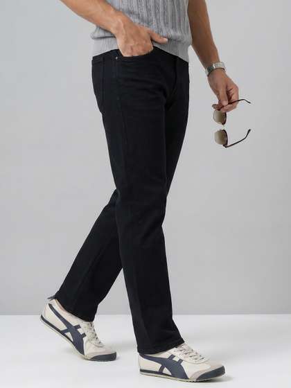 Levis Men 513 Straight Fit Jeans