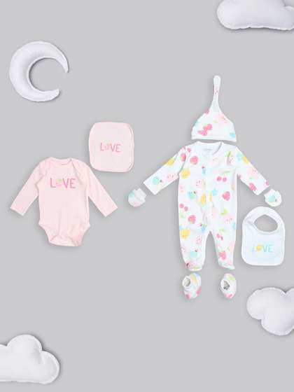 Pantaloons Baby Infants
                    7-Pcs Pure Cotton Baby Apparel Gift Set