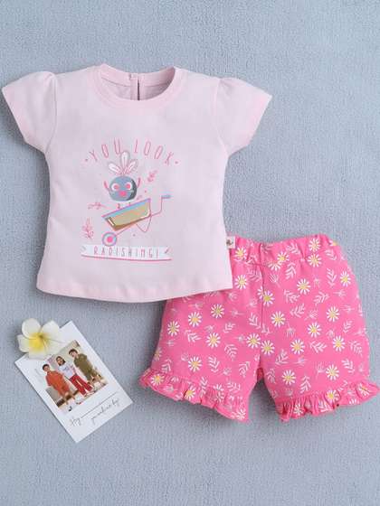 BUMZEE Girls Printed
                      T-shirt with Shorts