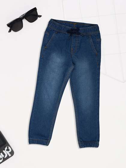 Pantaloons Junior Boys
                    Regular Fit Mid-Rise Light Fade Jeans