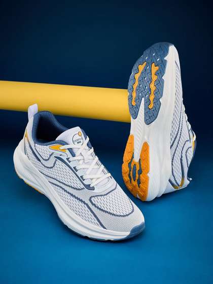 Campus KRIVO Men
                        Mesh Running Non-Marking Shoes