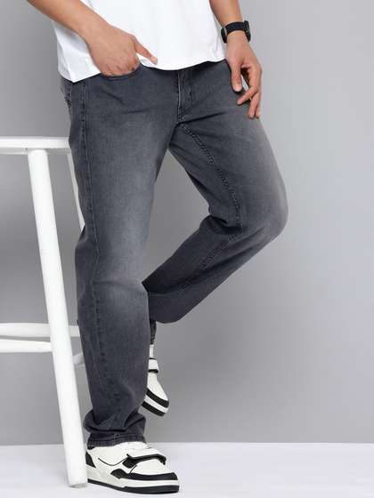Levis Men Tapered Fit Jeans