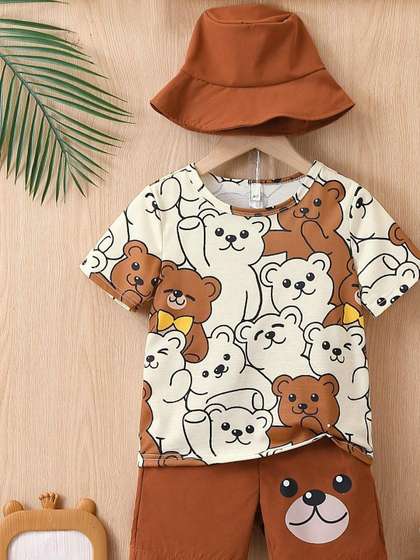 KEESOR Boys Printed
                    T-shirt with Shorts