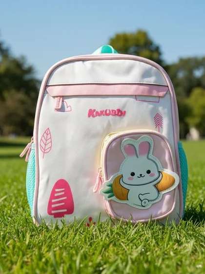 ZUZUVI Kids-Unisex
                      Colourblocked Backpack