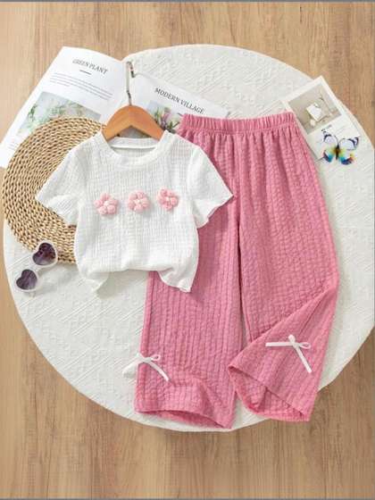 KIDSCUTE Gilrs Round
                        Neck T-shirt with Trousers