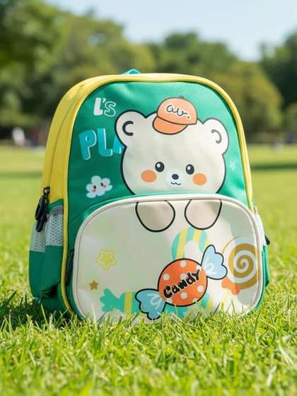 ZUZUVI Kids-Unisex
                      Colourblocked Backpack