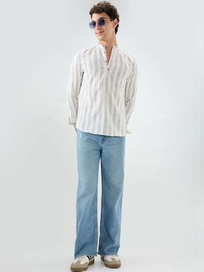 VASTRADO Men Striped
                        Kurta