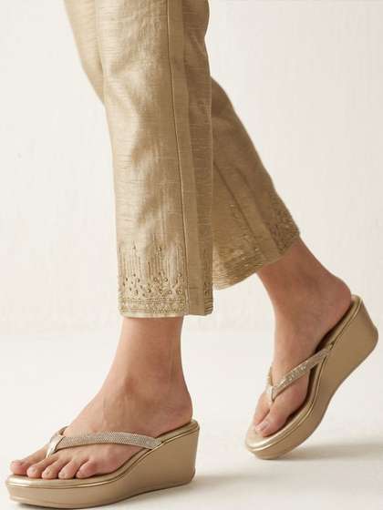 Monrow PU Wedge
                        Sandals