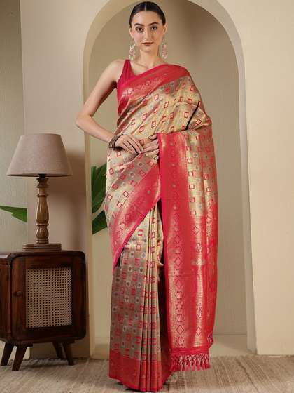 Meena Bazaar Art
                        Silk Saree