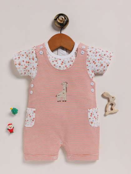 BABY GO Infant Girls
                      Printed Cotton Short Dungaree With T-Shirt