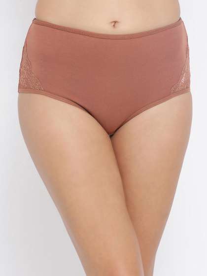 Clovia Women
                        Nude-Coloured Solid High Rise Hipster Briefs
                        PN1057A24S