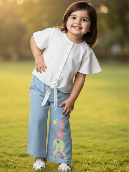 Peach Girls Straight Fit
                    Mid-Rise Jeans