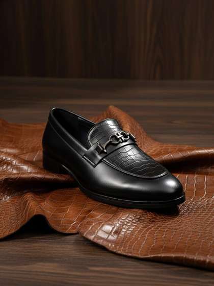 House of Pataudi Men
                        Textured Round Toe Slip-On Loafers Formal Shoes