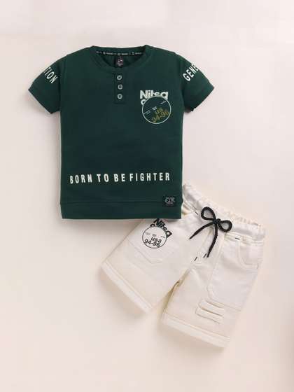 TINI JENNY Boys Printed
                    T-shirt with Shorts