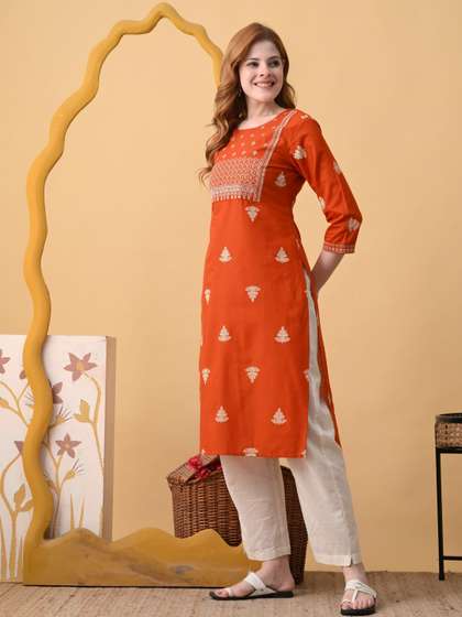 PHYSIL Women
                        Embroidered Floral Kurta