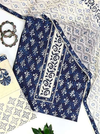 Libas Printed Pure
                        Cotton Unstitched Dress Material