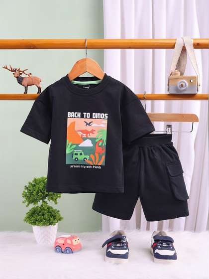 Toonyport Boys Printed
                    T-shirt with Shorts