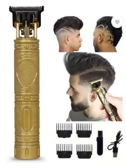 Sun kissed beauty
                    T-Blade Outlining Durable Grooming Trimmer Kit