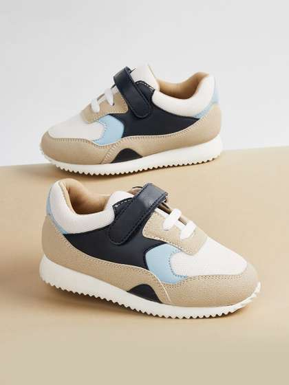 Juniors by Babyshop
                        Boys Colourblocked PU Casual Shoes