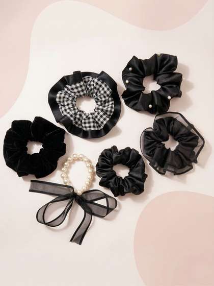 KIYUT Girls Set of 6
                      Beaded Scrunchies