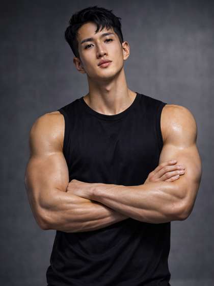 Friskers Mens Black
                        Sleeveless Round Neck Tshirts