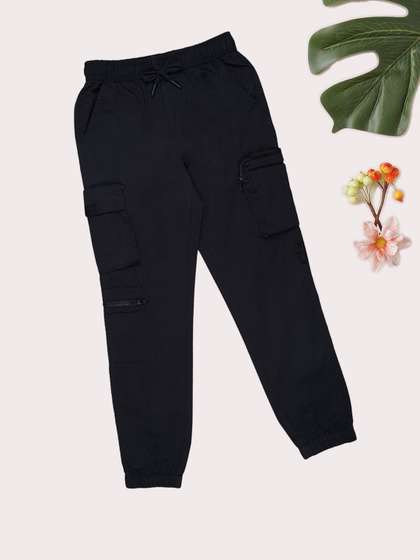 Pantaloons Junior Boys
                    Solid Cotton Cargos Trousers