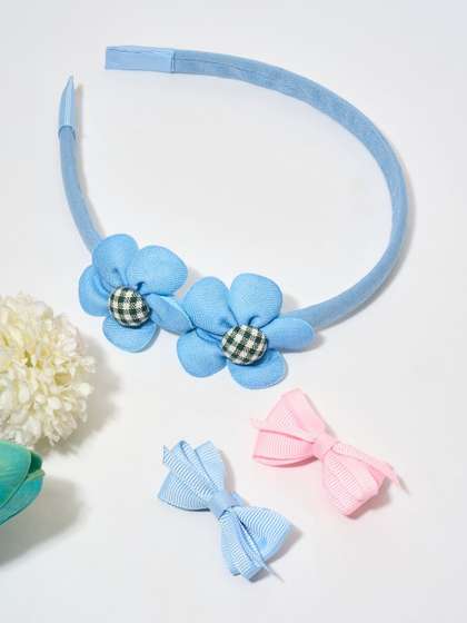 Pantaloons Junior Girls
                    Set of 3 Hair Accessory Set