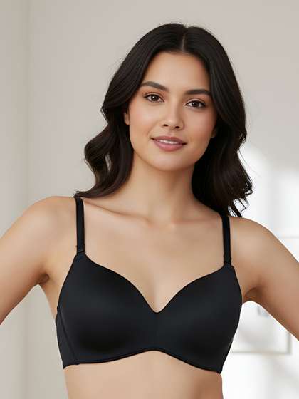 Zivame Black &
                        Black Solid Non-Wired Lightly Padded T-shirt
                        Bra