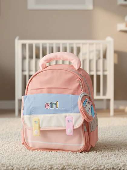 ZUZUVI Kids-Unisex
                    Colourblocked Backpack