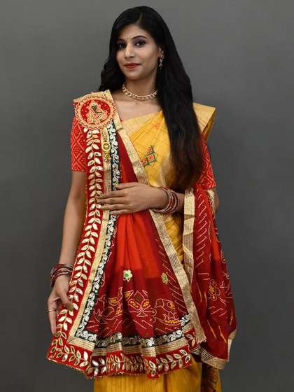Ranisatiya creation
                        Bandhani Printed Gotta Patti Dupatta