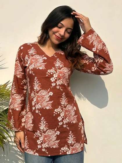 JAHIDA COMFORT WITH
                        STYLE Floral Printed V-Neck Pure Cotton Kurti