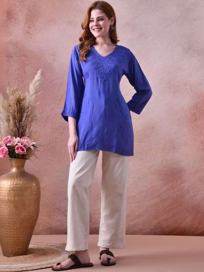 Syrish Embroidered
                        Chikankari Handloom Chikankari Kurti