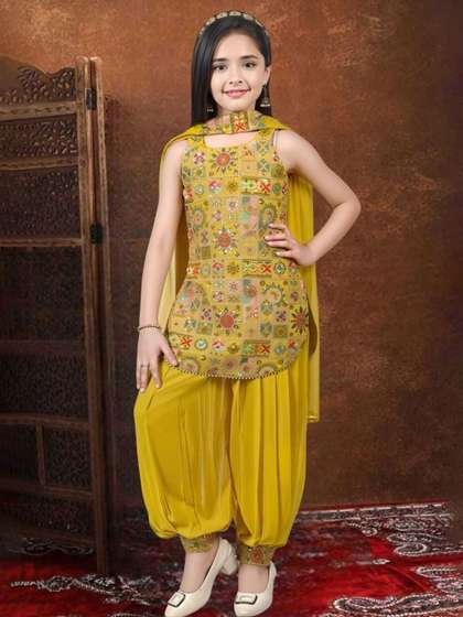 SUNCITY FASHION MART
                    Girls Cotton Blend