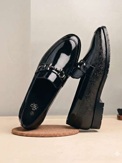 House of Pataudi Men
                        Synthetic Round Toe Formal Lofer