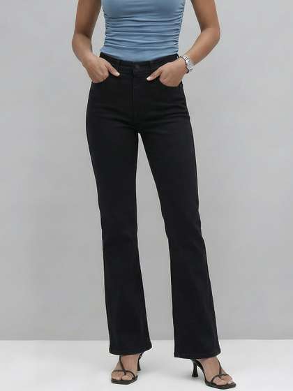 Levis Women 725
                        Bootcut High-Rise Stretchable Jeans