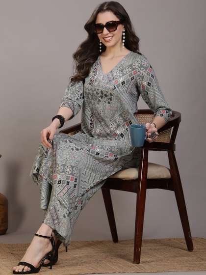Anouk Women Ethnic
                        Motifs Printed Regular Kurta with Palazzos