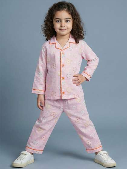 CLAP Girls Cotton
                    Printed Full Sleeves Night Suit