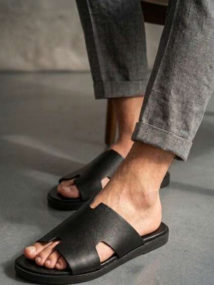 Mast & Harbour Men
                    Comfort Sandals