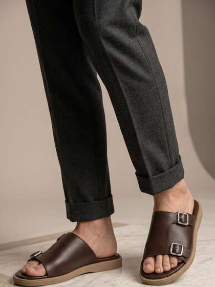 Mast & Harbour Men
                    Comfort Sandals