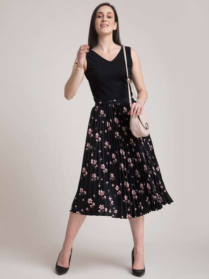FableStreet Black
                        & Pink Floral Printed Pleated A-Line Midi
                        Skirt