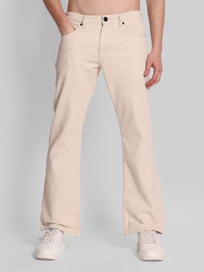 Bene Kleed Men
                        Mid-Rise Bootcut Jeans