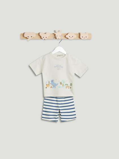 Juniors by Babyshop
                    Infant Boys Printed T-shirt with Shorts