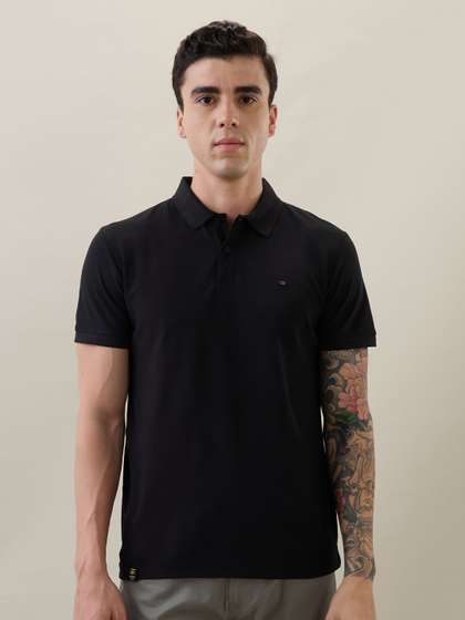 nostrum Men Solid Slim Fit T-shirt