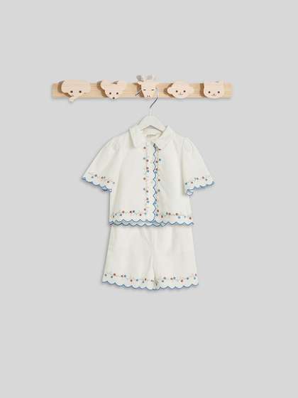 Juniors by Babyshop
                        Infant Girls Embroidered Pure Cotton Shirt with
                        Shorts