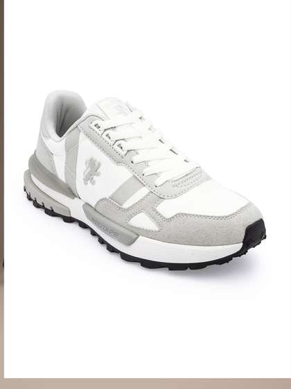 Red Tape Men
                          Colourblocked Sneakers